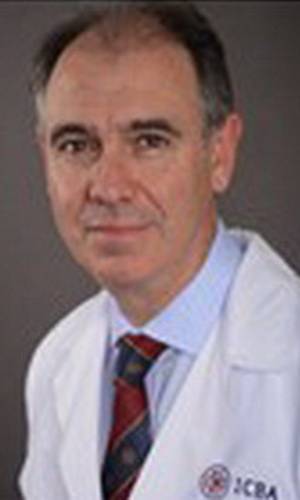 Dr. Augusto Vicario